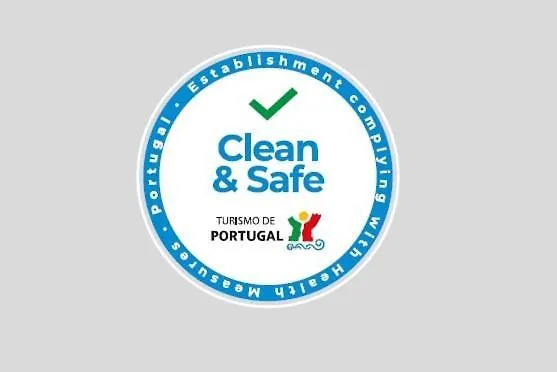 Central Funchal Apartment - Garden - Free Parking & Ac