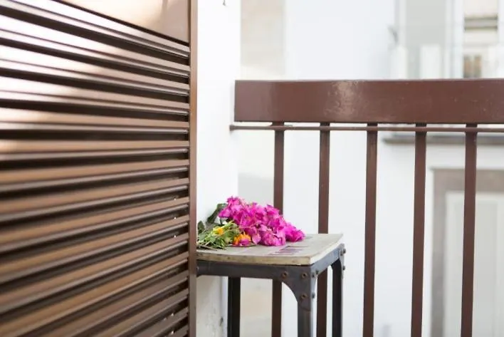 Central Funchal Apartment - Garden - Free Parking & Ac  フンシャル